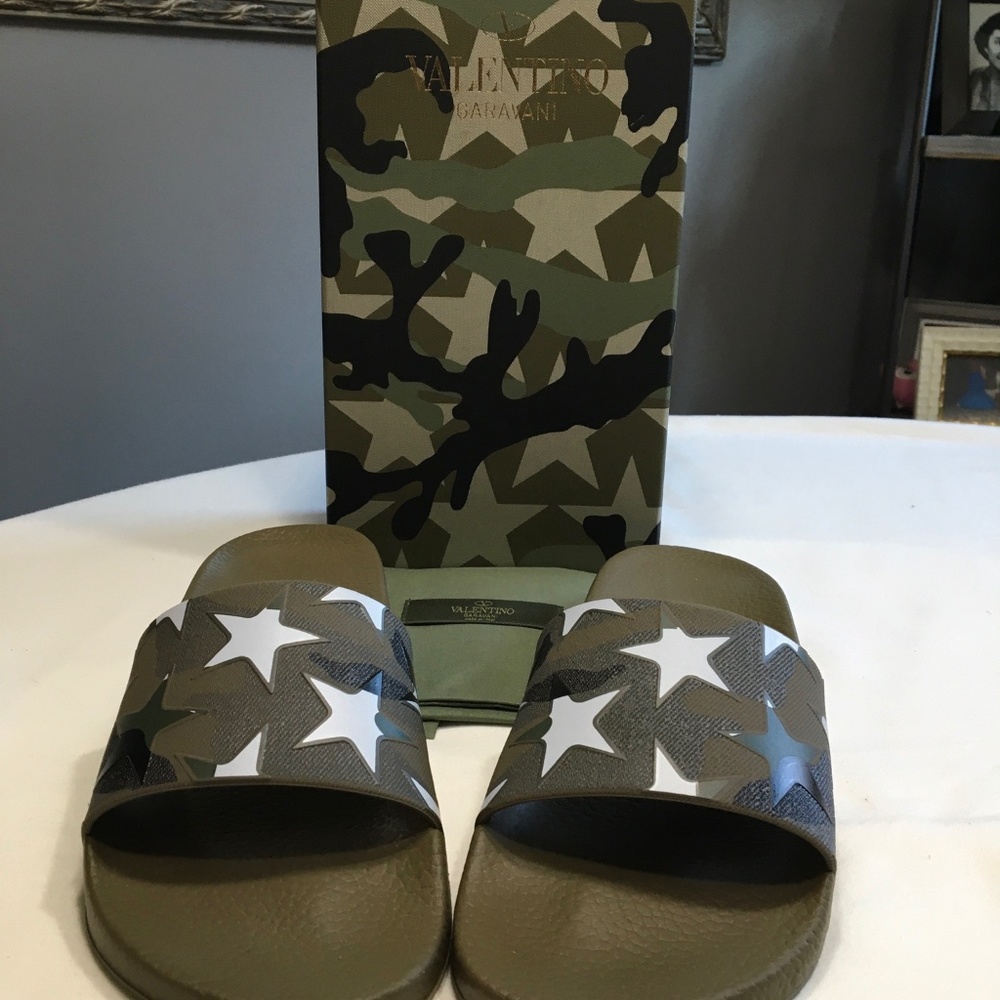 Camo Valentino Garavani Slides